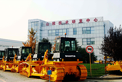 2009年，，千亿国际研发中心被国家人事部批准设立博士后科研事情站，，同年召开首届科技立异大会。。